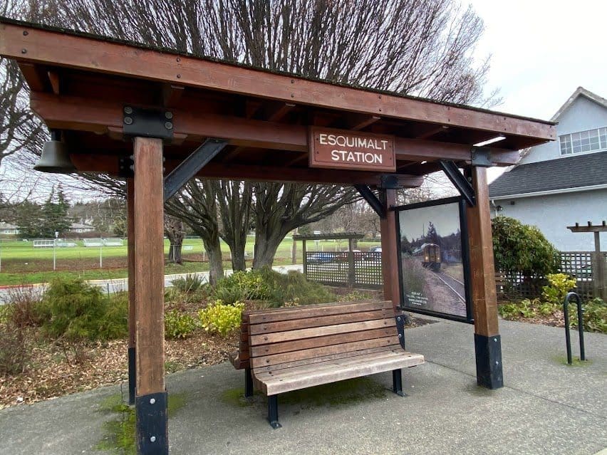 Transit stop along the trail at Admirals Road