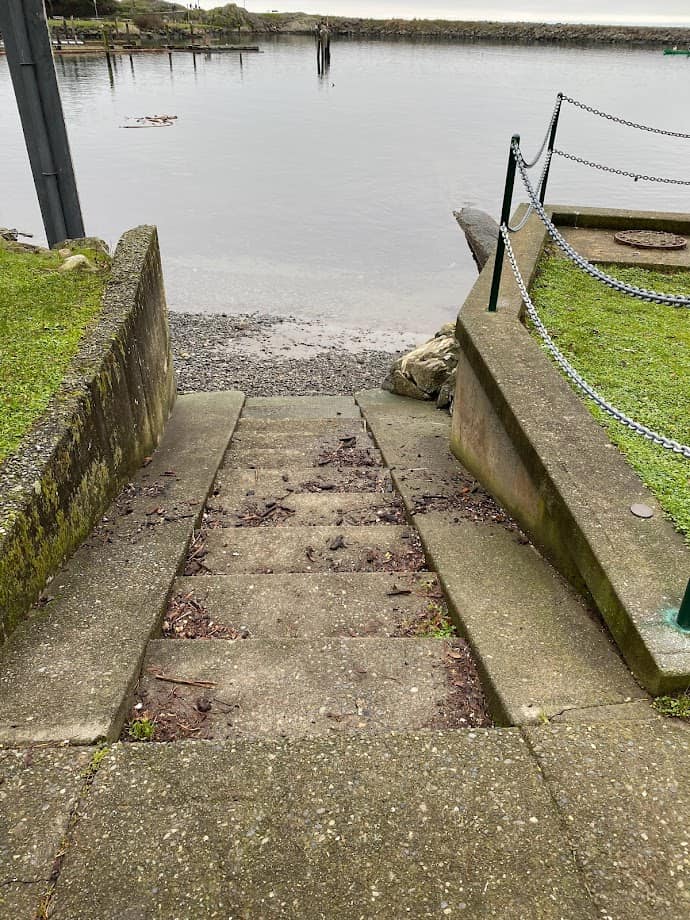 Kinver Ramp to water - Esquimalt Parks