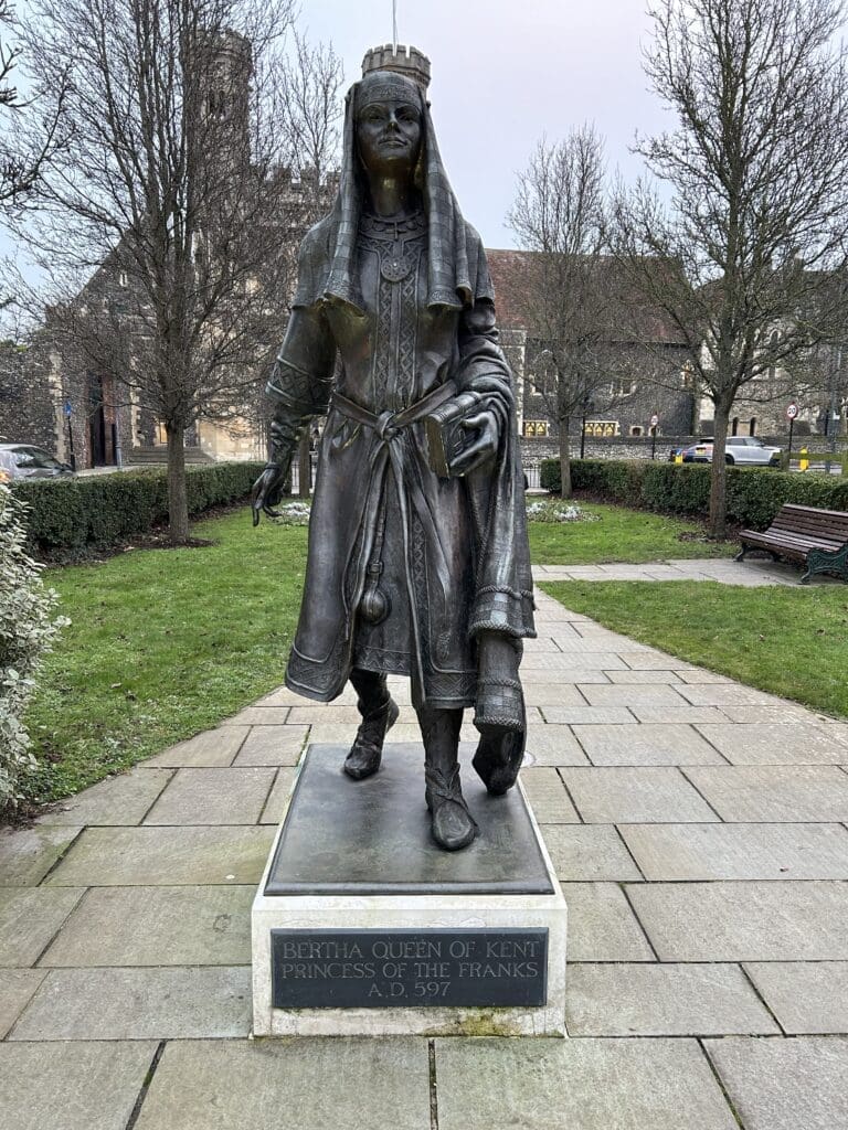 Bertha, Queen of Ken statue.